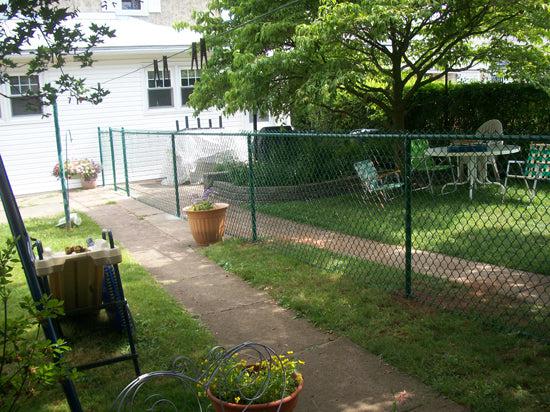 Chain Link Fence, a Chain Link from All Type Fence: All_Green_Vinly_CL_System_2_34649449-a40a-421c-82a6-b5e273a66556